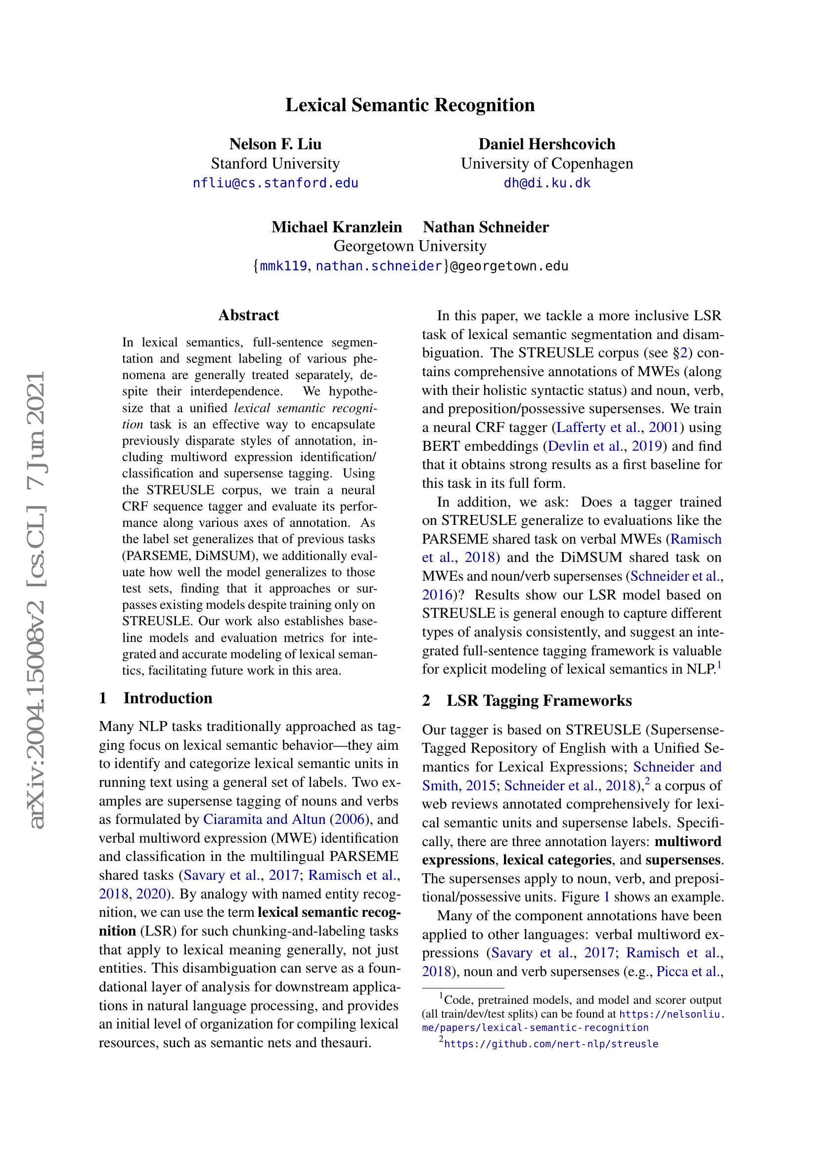 Apprentissage de représentation de texte augmenté par structure pour une complétion efficace des graphes de connaissances